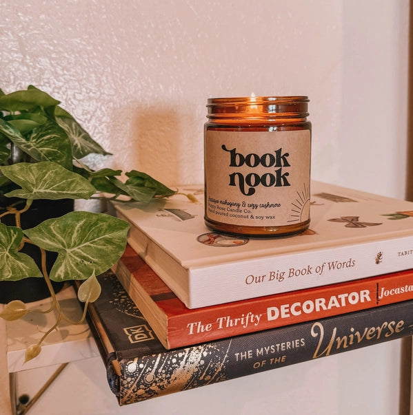 Book Nook - 8 oz coconut wax candle